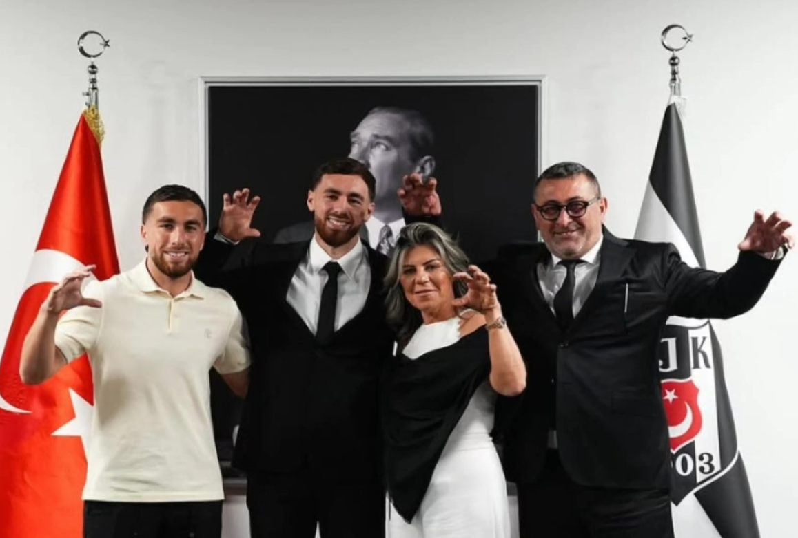 Orkun Kökçü'nün babası milli takım kampında ortalığı karıştırdı! İbrahim Hacıosmanoğlu, Vincenzo Montella ve Hakan Çalhanoğlu'nu bağıra çağıra eleştirdi! Artık aileler milli takım kampına sokulmayacak 4